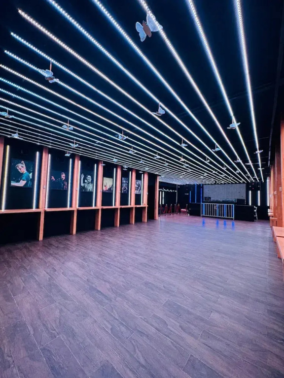 Cubix Hotel
