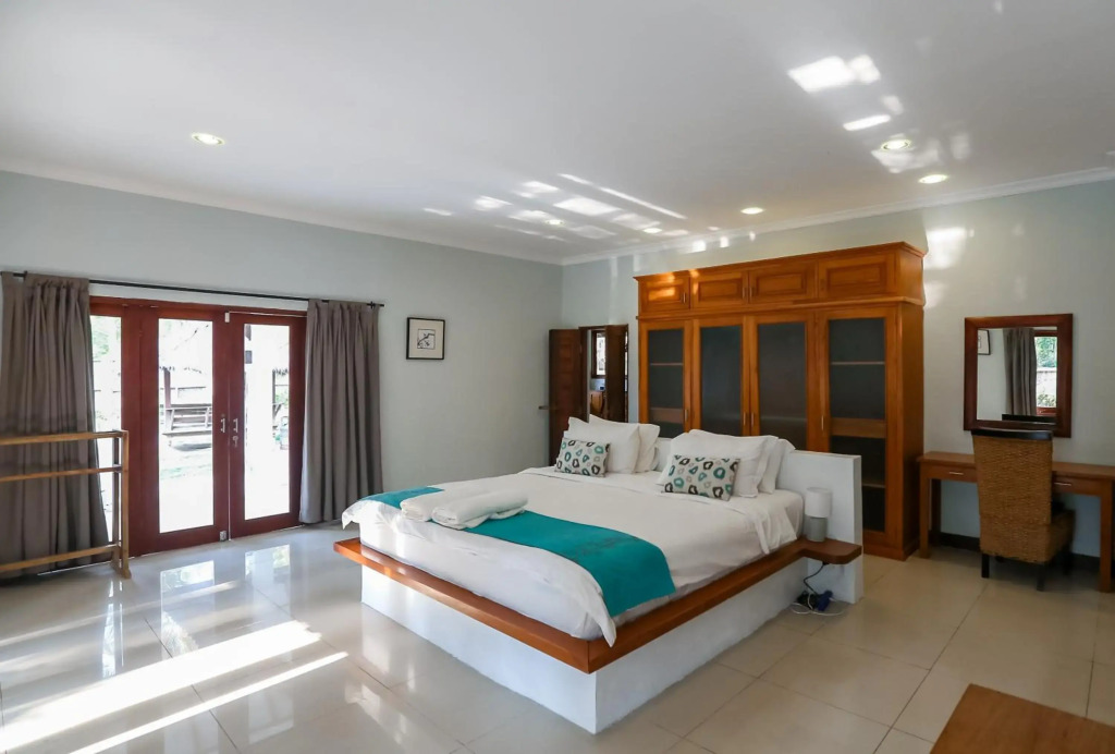 3 Bedroom Private House
