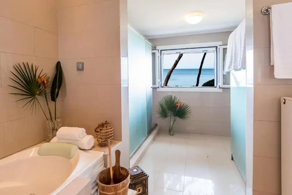 Azzuro Beach House - On the Beach & Private Pool, by ZanteWize