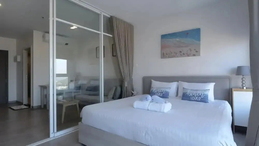Brand New  1 Bedroom Seaview Condo - BWC