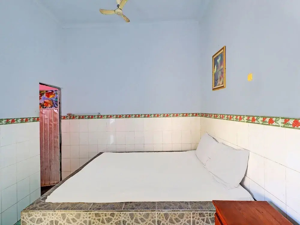Hotel O Sekar Jagat Near Pantai Baluk Rening