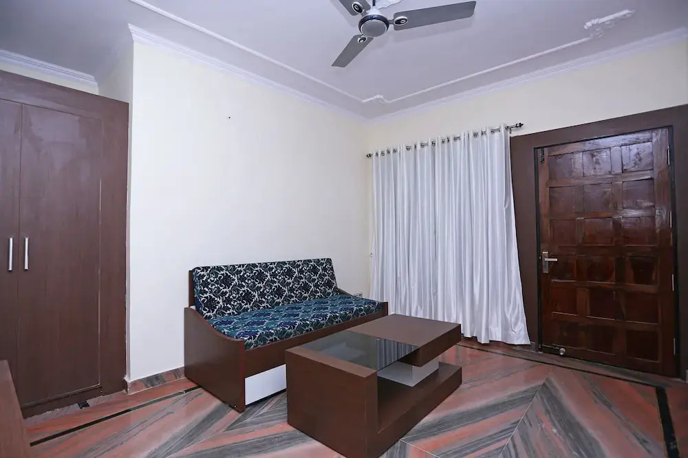 OYO 10926 Home Serene Cottage Bhimtal Road
