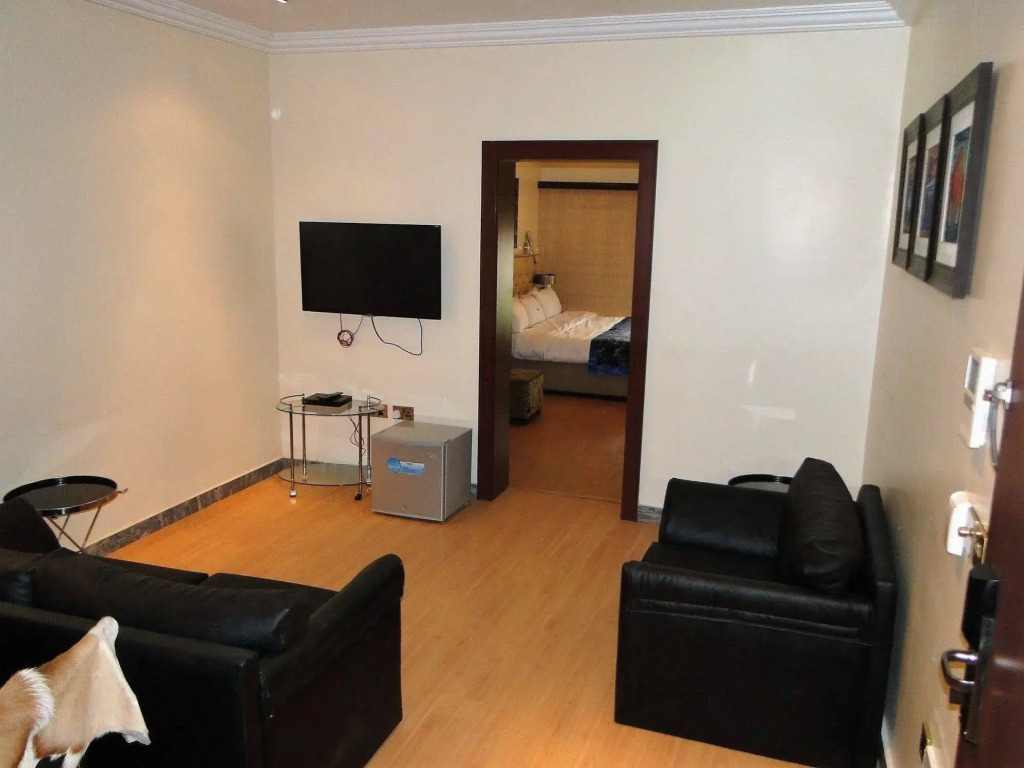 Capital Inn Plus
