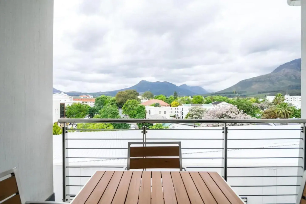 Lux Andringa Walk Apartments