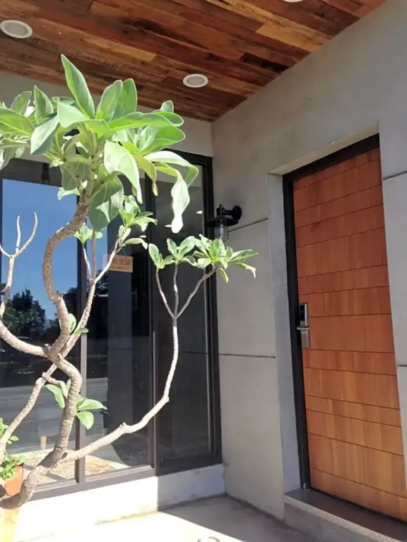 mz1090 Bed and Breakfast