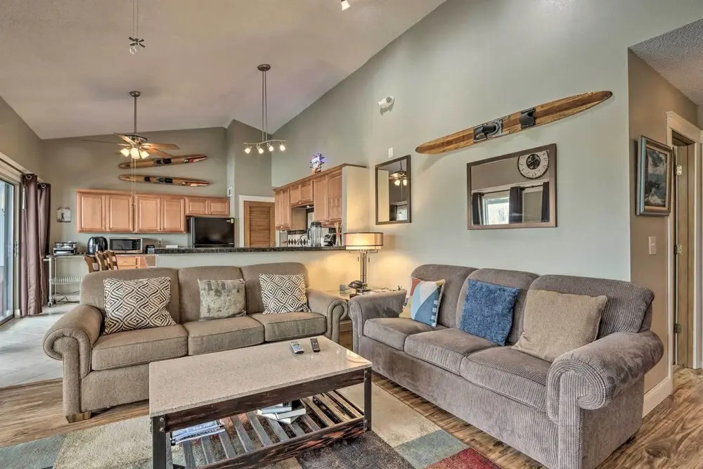 Lake of the Ozarks Views: Osage Beach Condo!