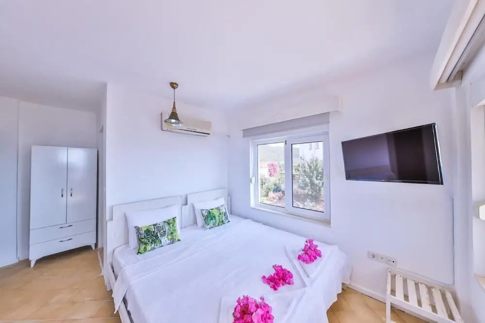 Tübin Kültür Evi