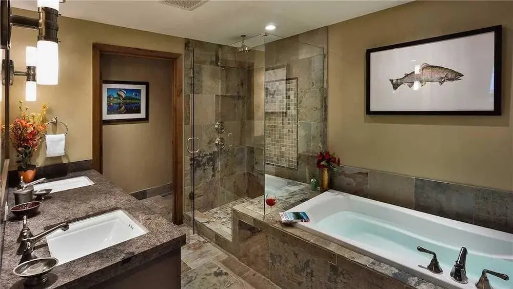 Twilight Peak 502 4 BedroomCondo By Moving Mountains