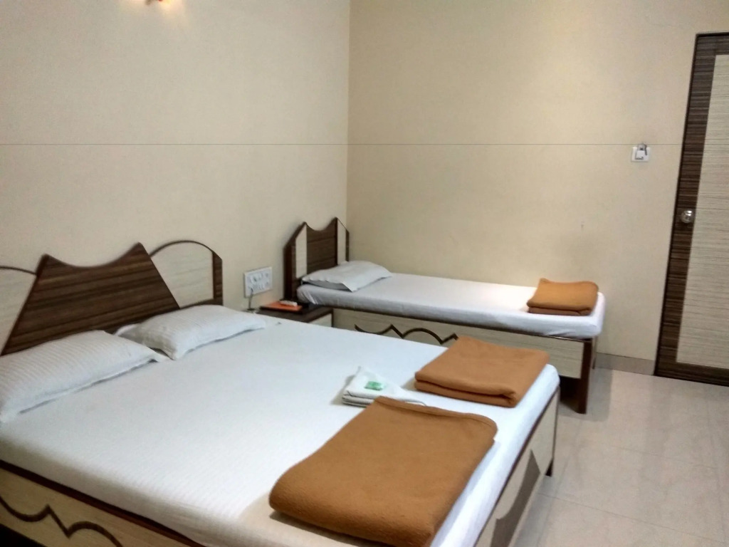 Hotel Broadway Colaba