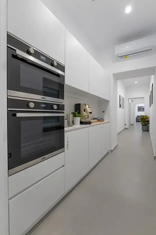 HSuites Luxury B&B