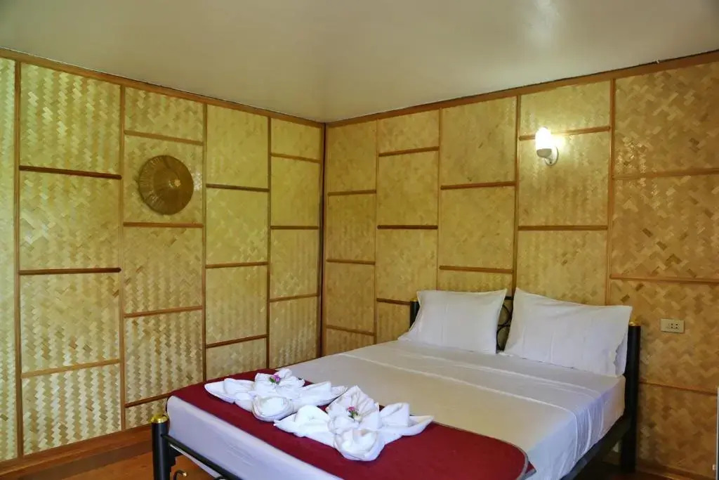 TP Hut Bungalows