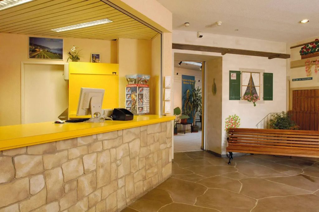 Montreux Youth Hostel