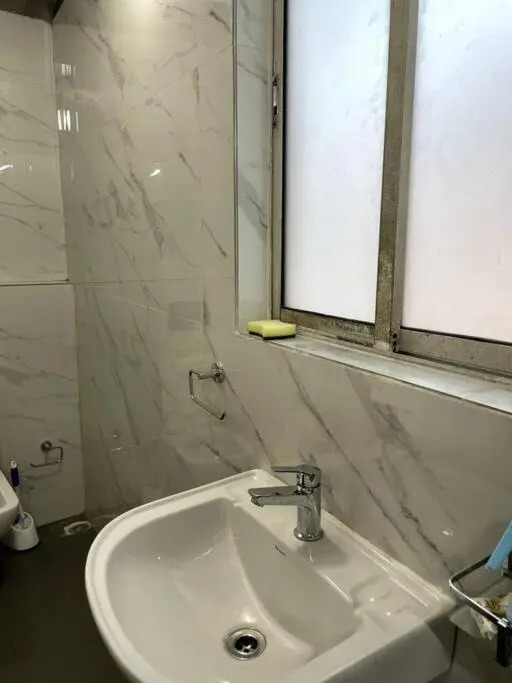 Lovely 4 bedroom condo
