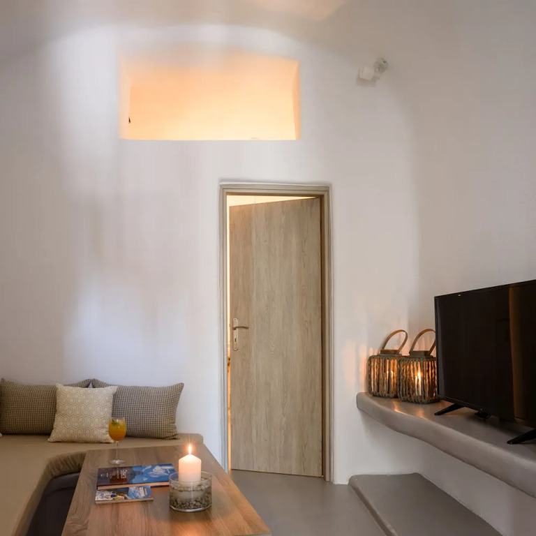 White Dream Suites