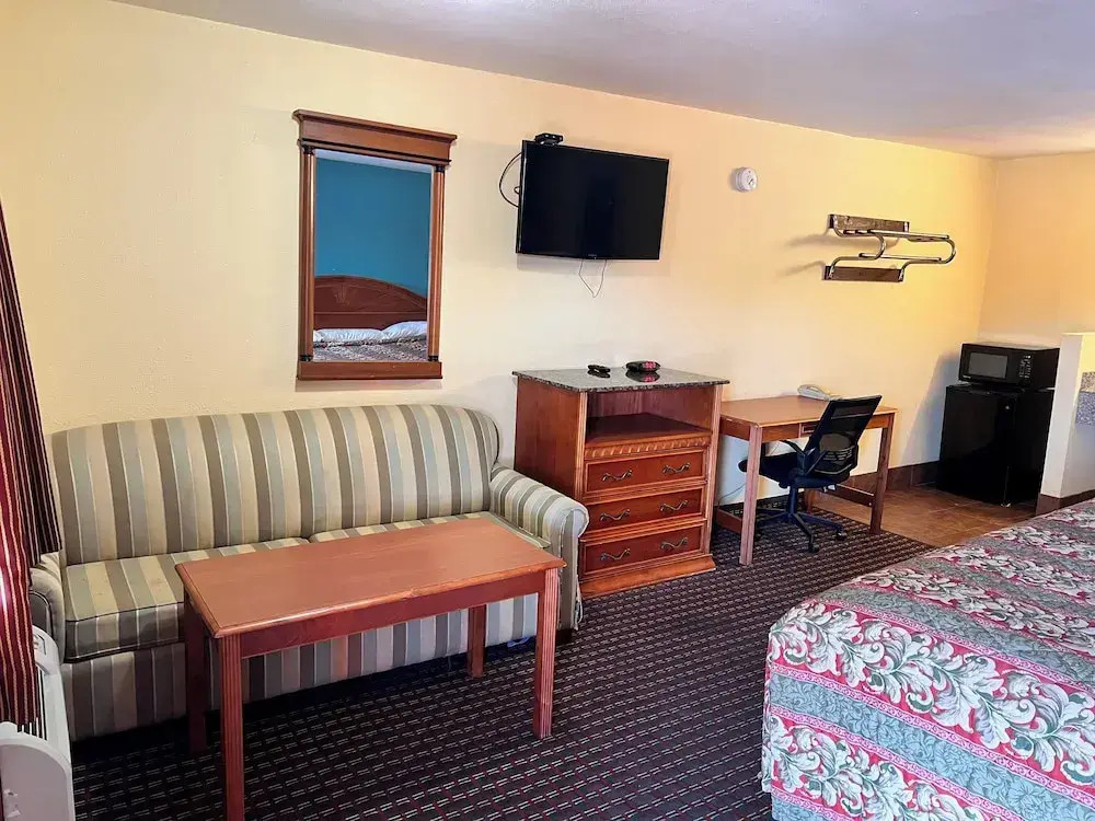 Economy Inn Express
