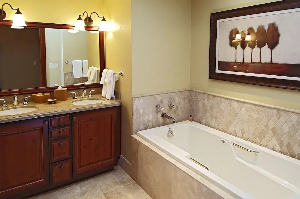The Beaver Creek - 2 Br Condo