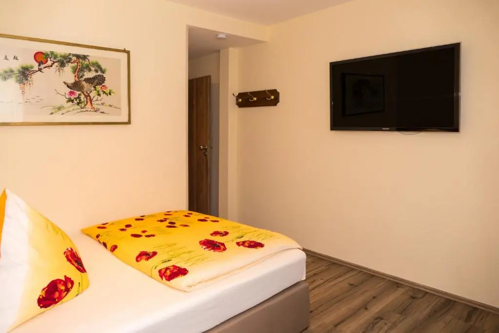 Hotel Lotus