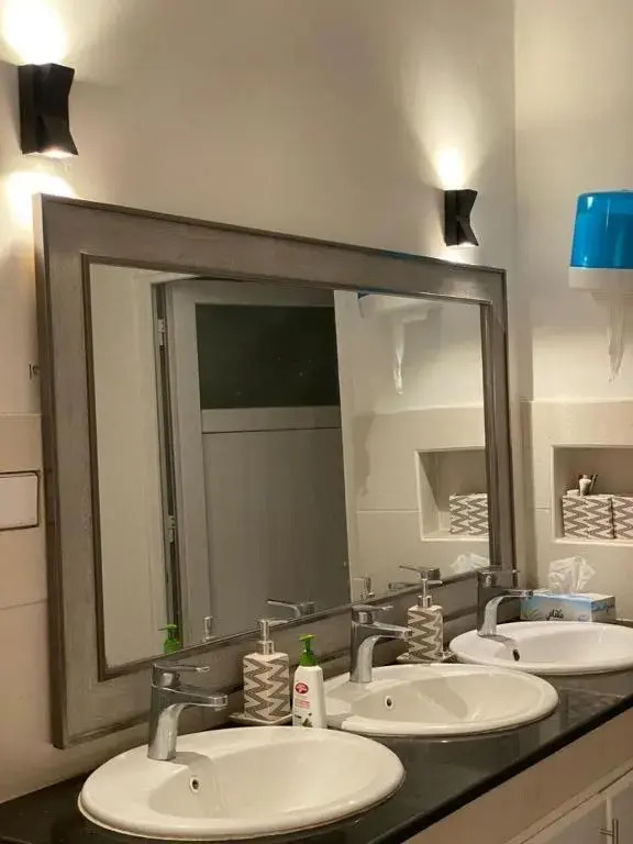 Almouj Chalet