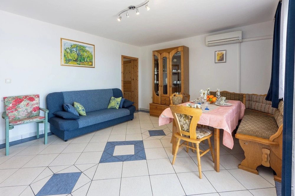 Apartments Bozana