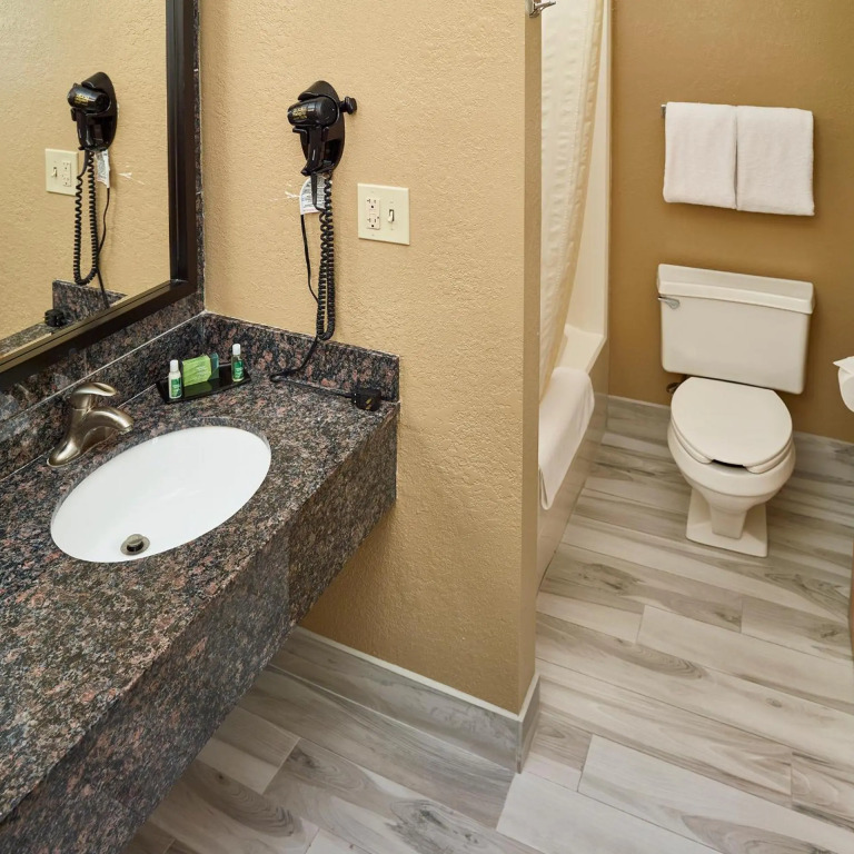 LivINN Hotel St. Paul – I-94 – East 3M Area