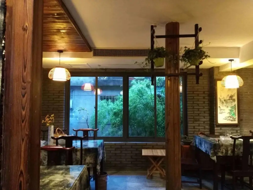 Yangzhou Manzhu Inn