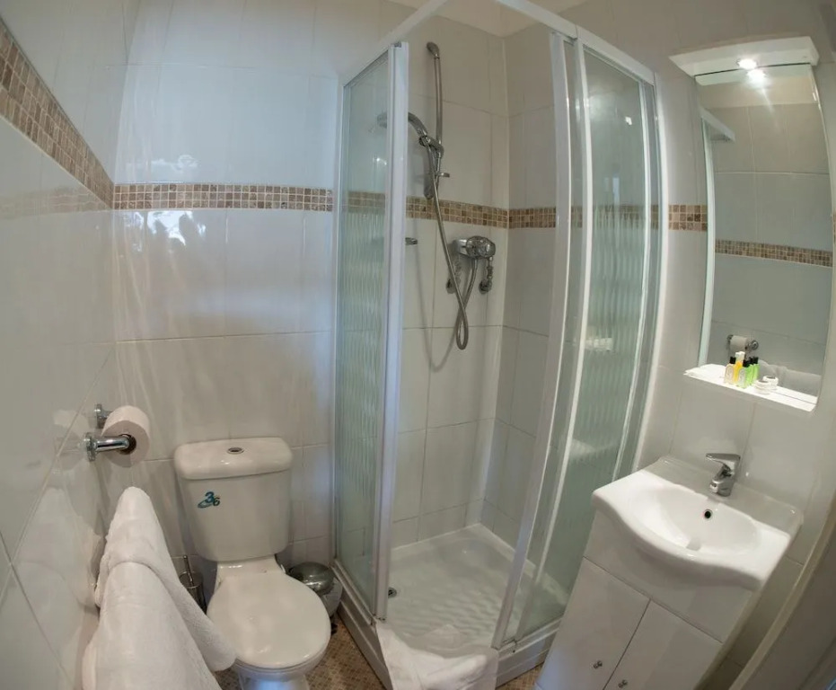 Thomas James Hotel