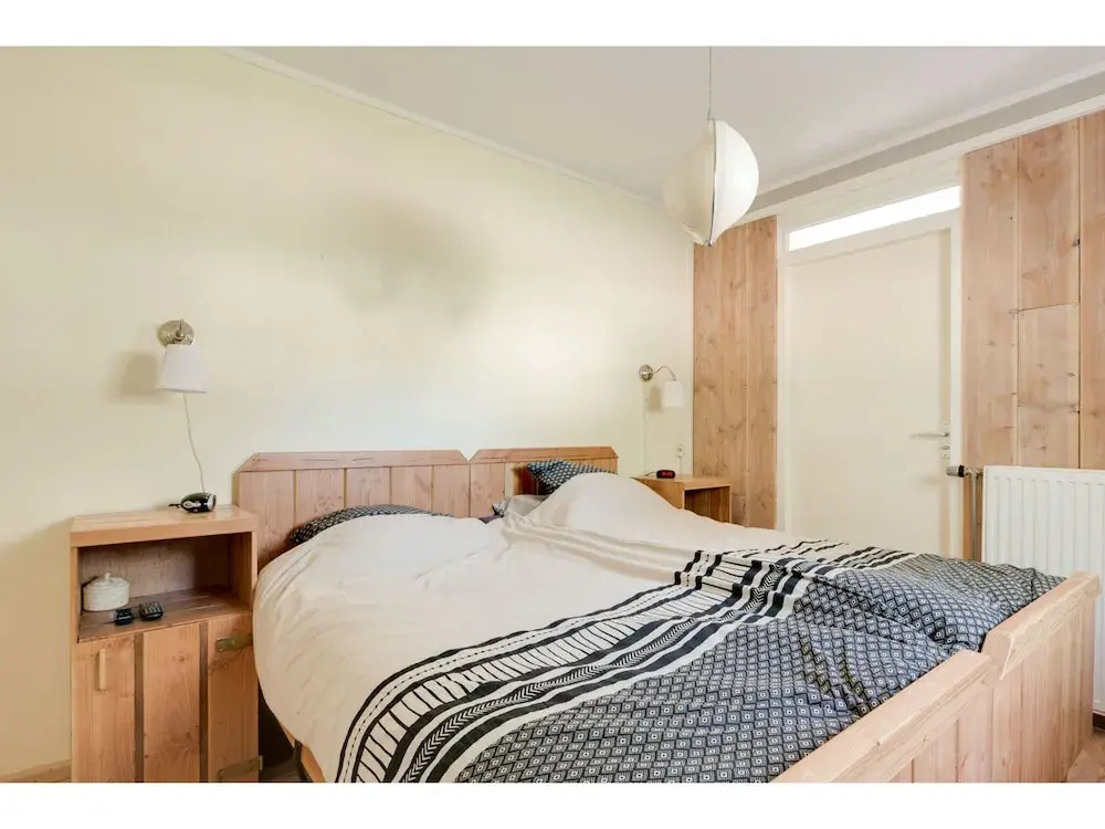 Secluded Holiday Home in Julianadorp With Garden