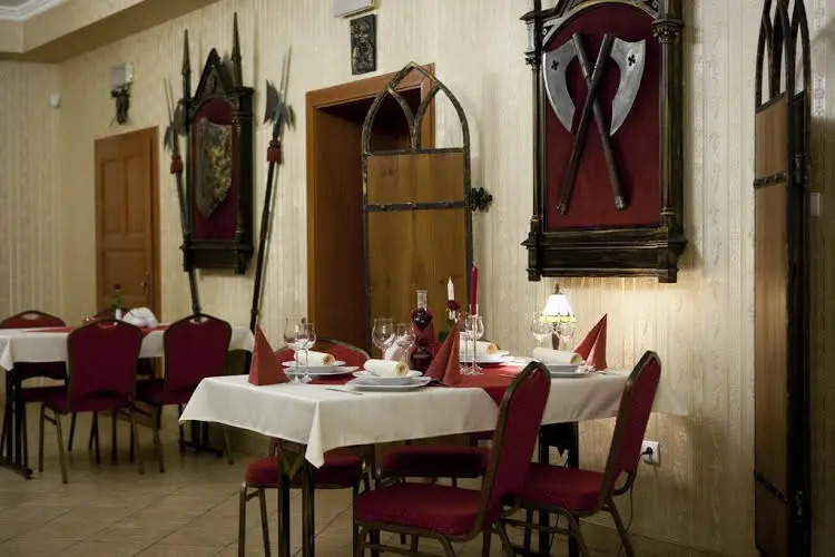 Hotel i Restauracja Castle