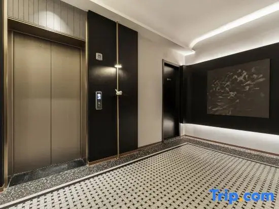 kaili Hostel (Wuhan Xunlimen Station Jianghan Road Pedestrian Street)