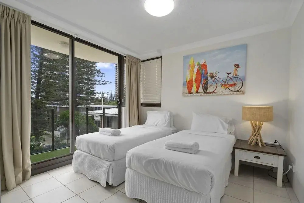 Premiere Apartments -HR Surfers Paradise
