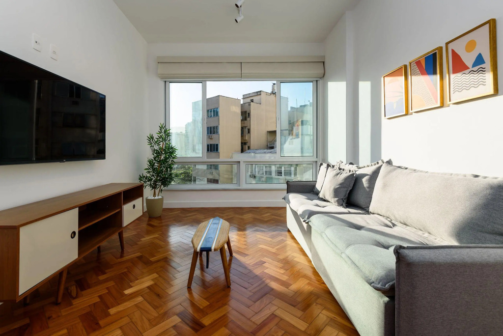 Omar do Rio: Moderno 3Qts a 130m da Praia de Ipanema e 60m do Metrô General Osório, c/ Internet 400mbps, Smart TV 60", Workstation e Máquina Lava & Seca (GC 50/501)