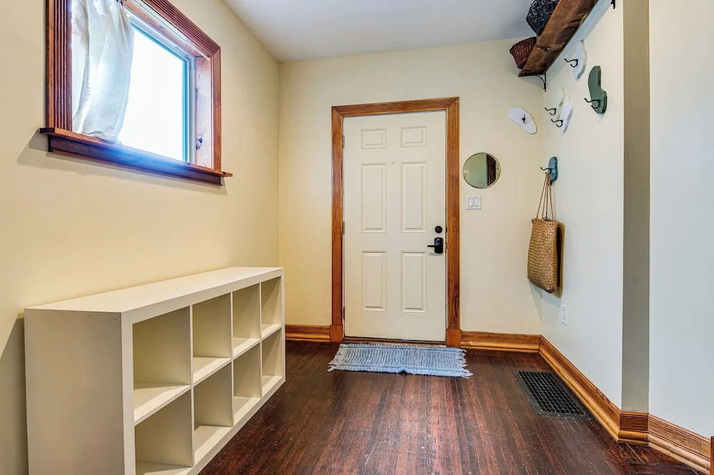 Cozy Indianapolis Vacation Rental w/ Micro Farm