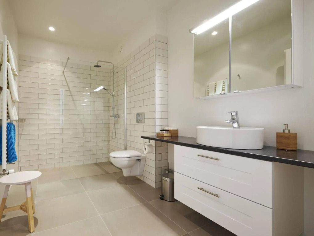 Opal Apartments