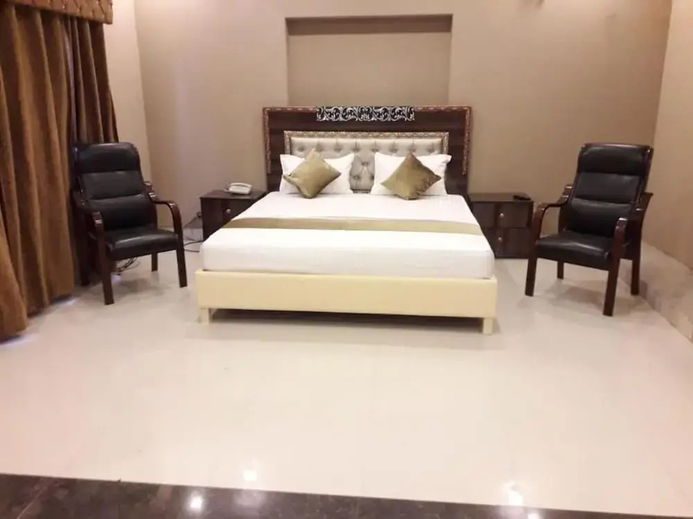 Hotel Day Inn One