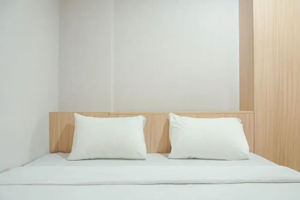 Contemporary Style & Family 2BR Apartment Belmont Residence Puri