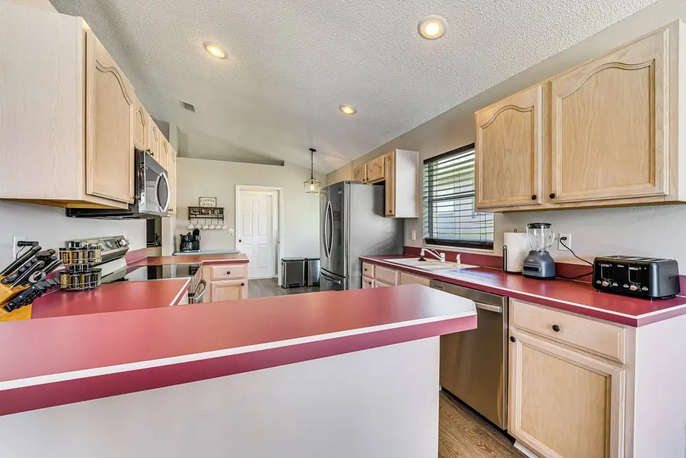 Heated Pool & Screened Lanai: Haines City Haven!