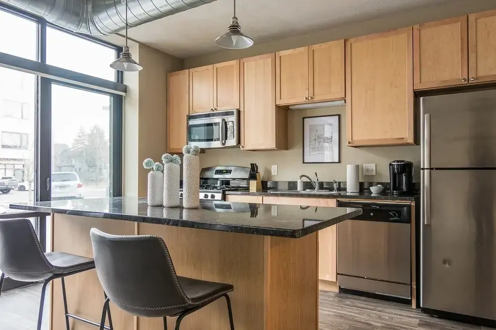 FRONTDESK Minneapolis Grand Apts Downtown