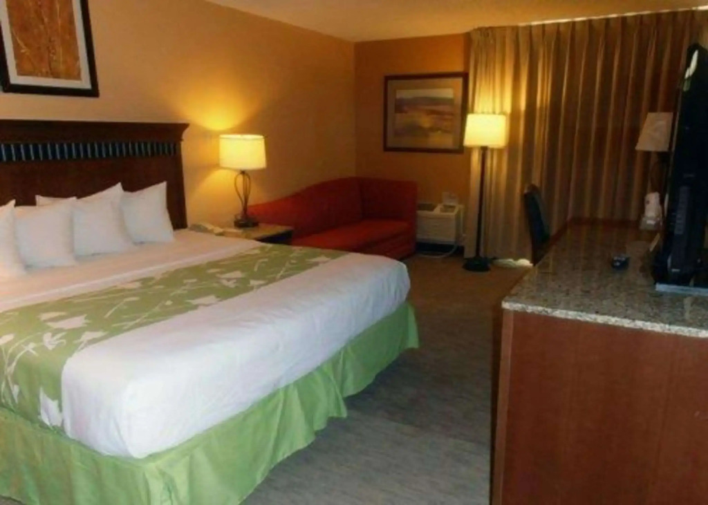 Quality Inn & Suites Fort Collins East