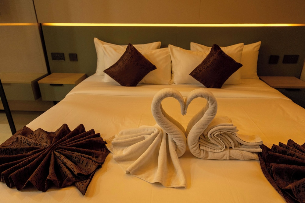 Emboita Hotels ltd