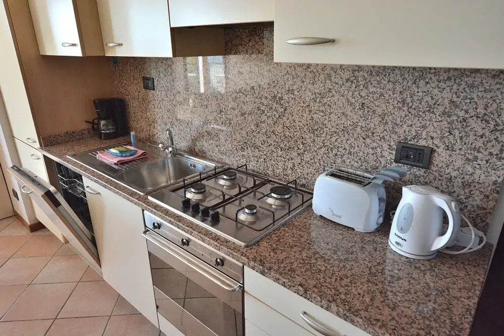 Apartment Montegolo Four With Pool And Lake View