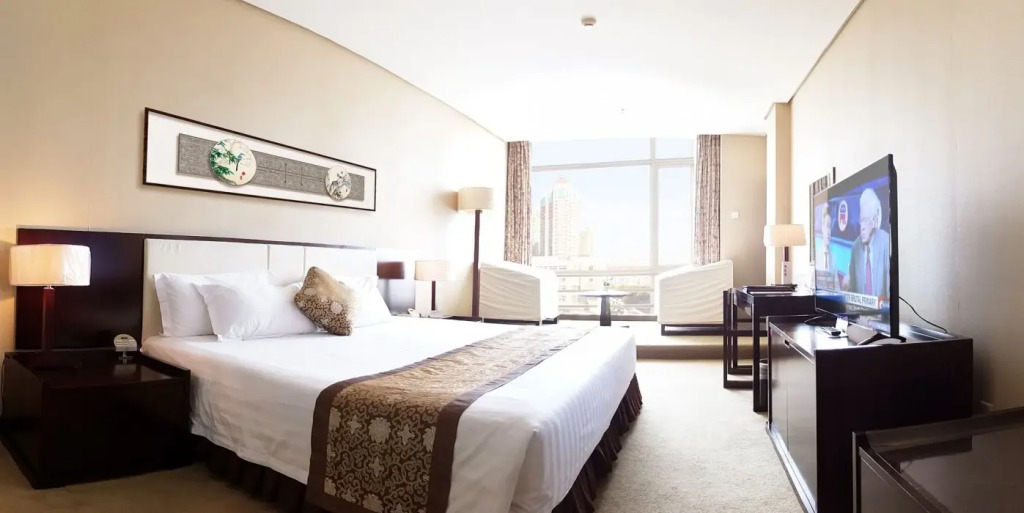 Elegance Hotel Tianjin