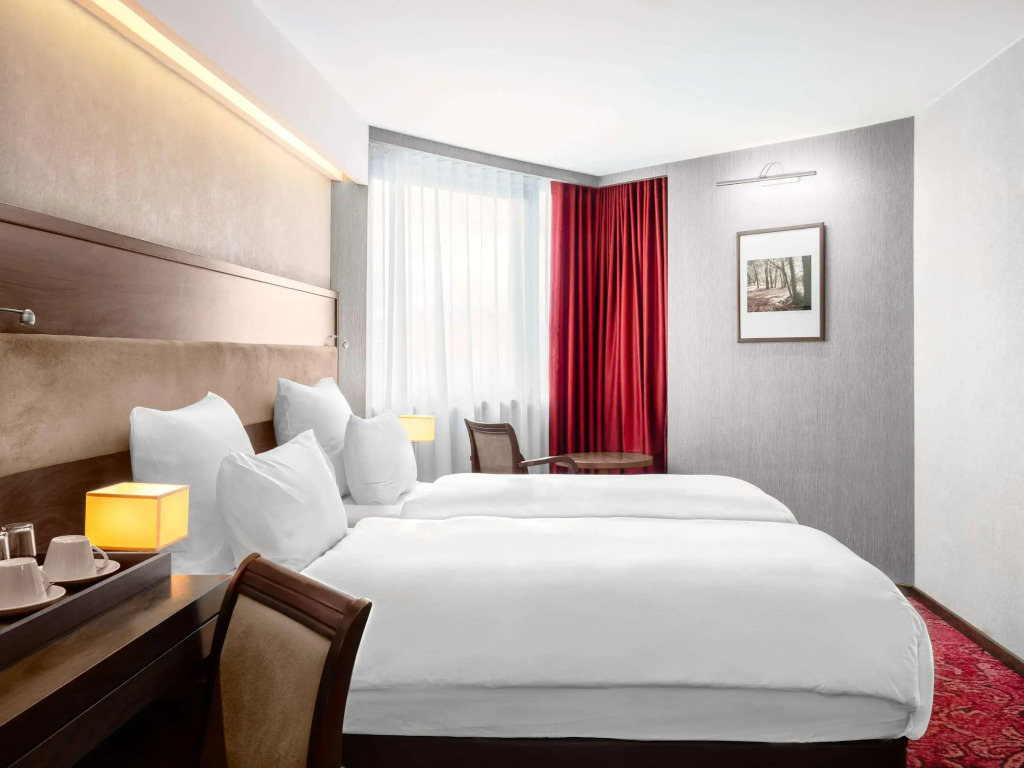 Отель Movenpick Hotel Sarajevo