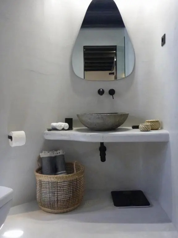 VILLA 11.7