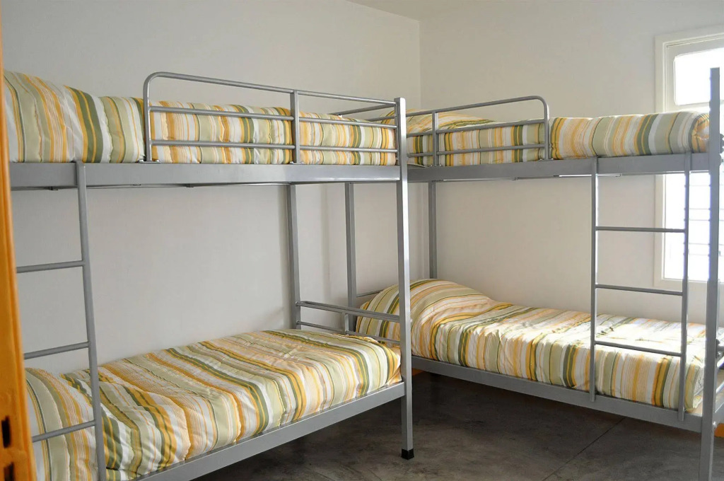 Hostel Alice