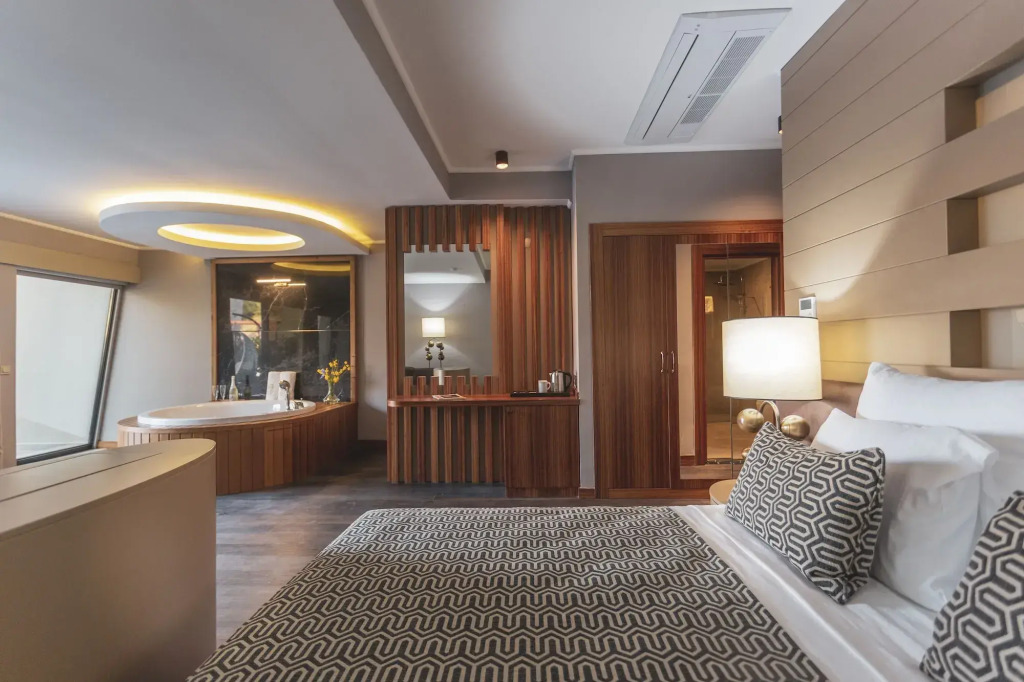 Orka Cove Hotel Penthouse & Suites Adults Only