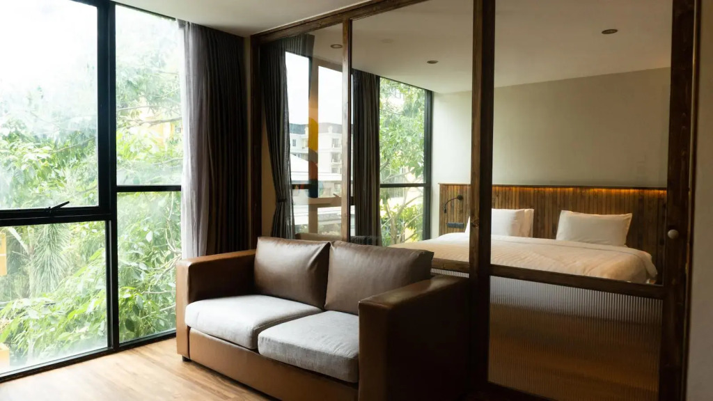 karaarom hotel