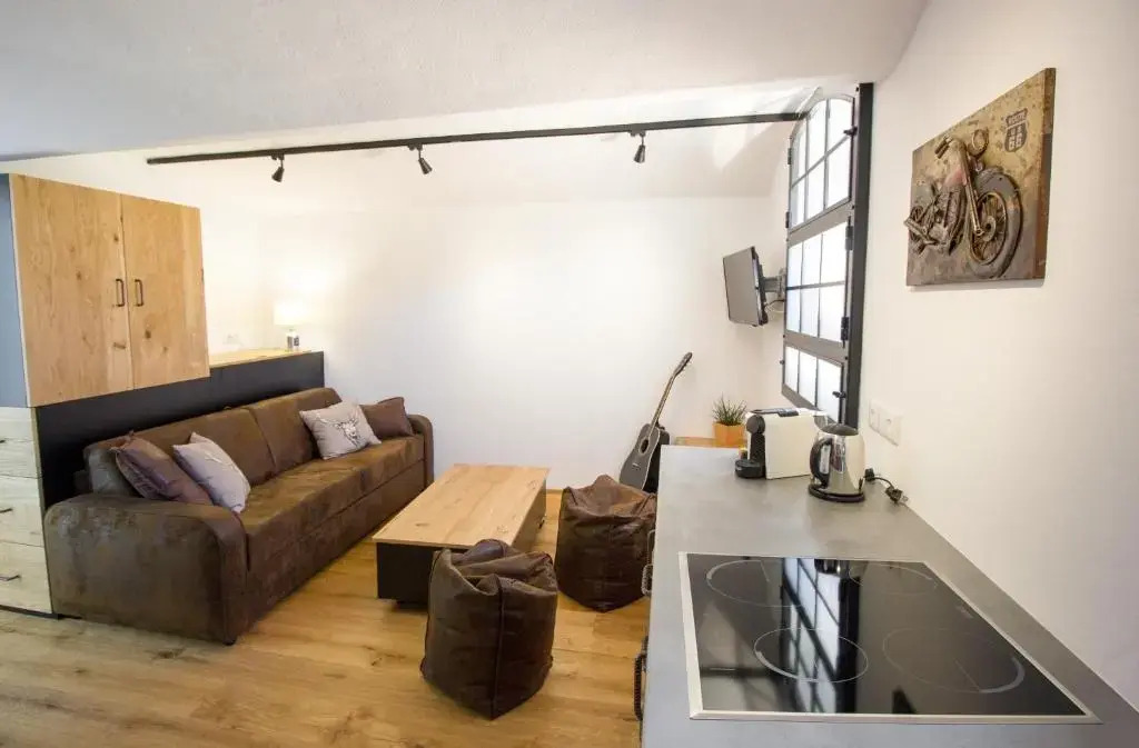 DAREBELL Loft Gratkorn Top 1