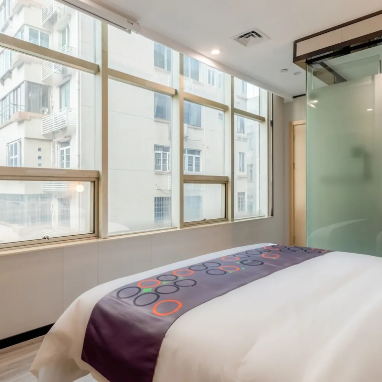 Yimi Hotel Wuyang New Town
