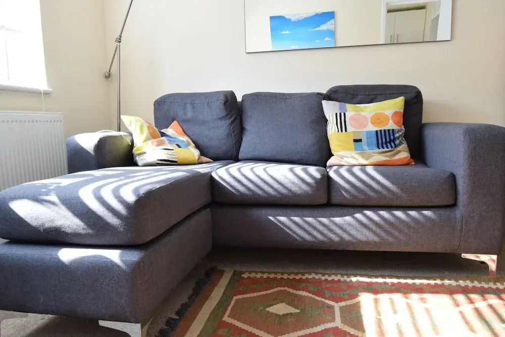 2 Bedroom Apartment In West London