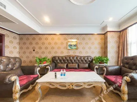 Jinan Longdu International Minghu Hotel